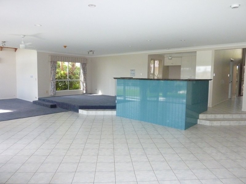 19 Paraka Court, Mountain Creek QLD 4557