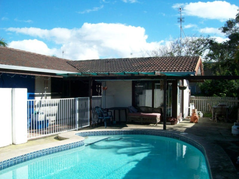 880 David Low Way, Marcoola QLD 4564