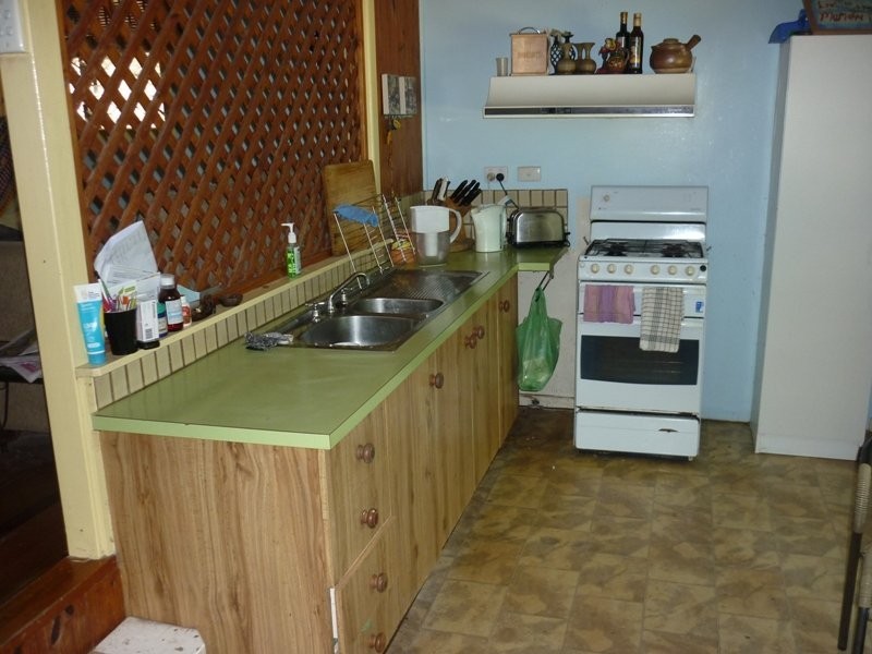 35 Broadwater Avenue, Maroochydore QLD 4558