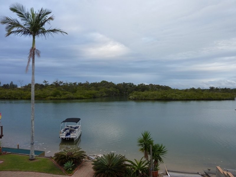 2 Imara Court, Mountain Creek QLD 4557
