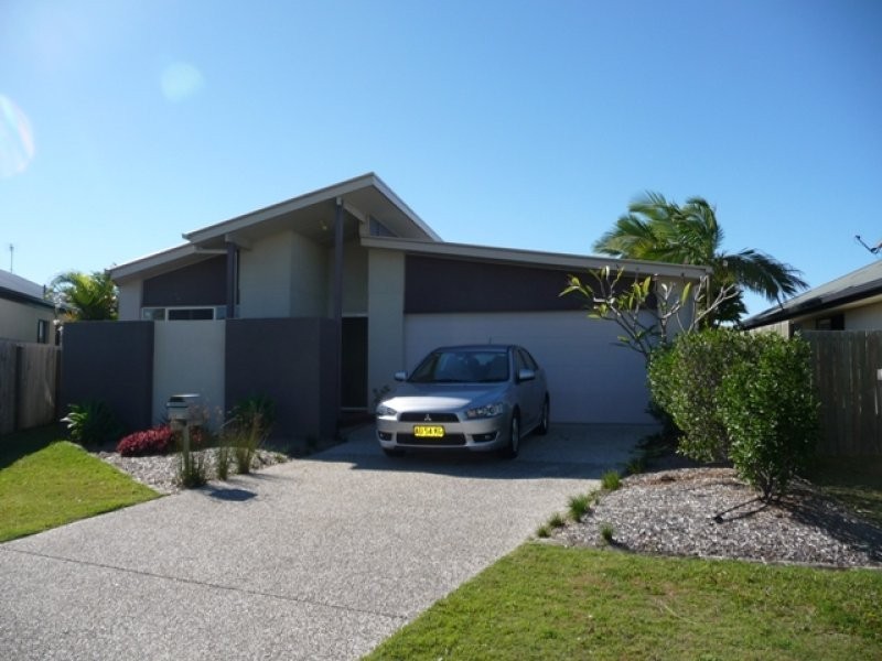 6 Windermere Way, Sippy Downs QLD 4556