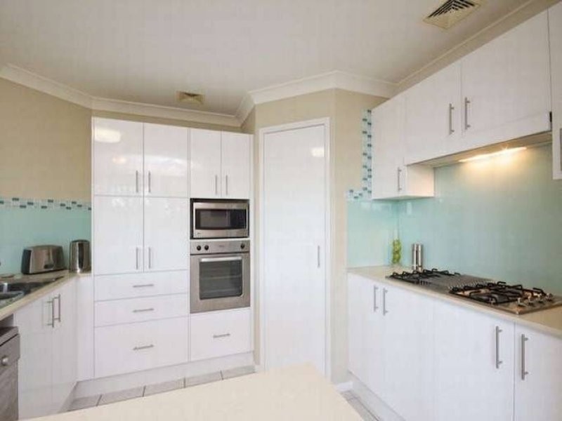 17 Celestine Place, Rosemount QLD 4560