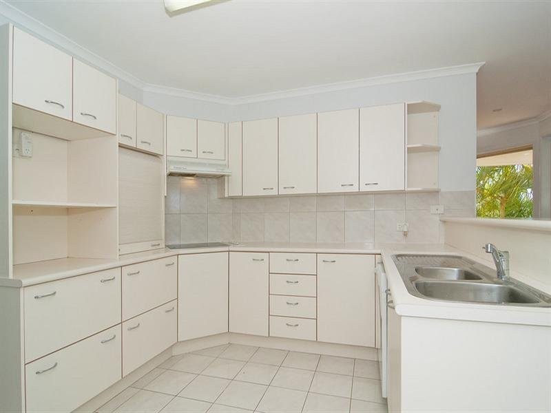 46 Yakola Parade, Alexandra Headland QLD 4572