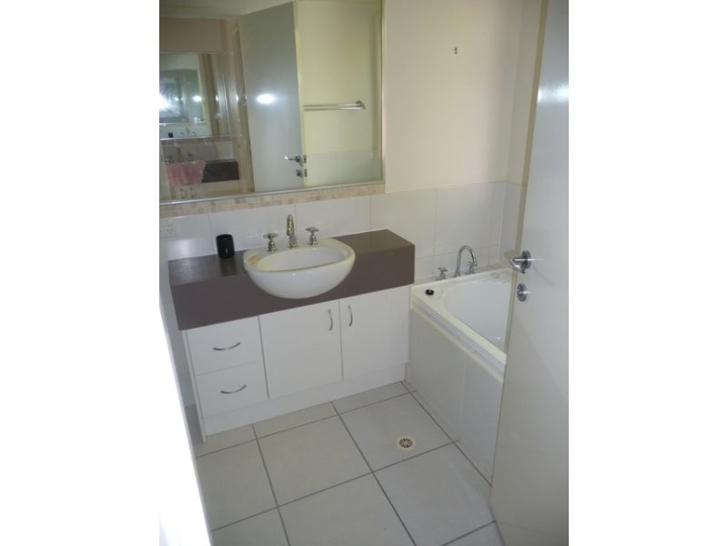 6 Windermere Way, Sippy Downs QLD 4556