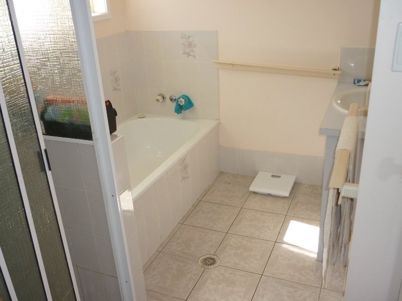 13 Marana Street, Warana QLD 4575