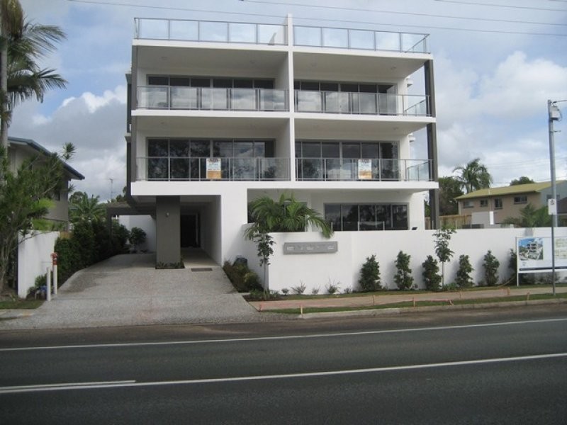 2/175 Bradman Avenue, Maroochydore QLD 4558