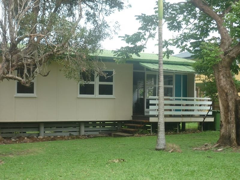 17 Yorlambu Parade, Maroochydore QLD 4558