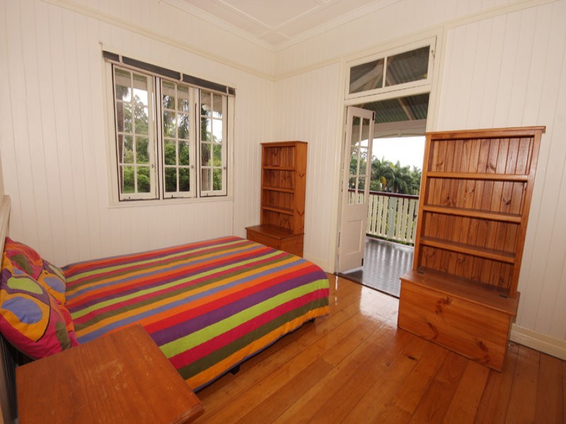 8 Kaalba Court, Kiels Mountain QLD 4559