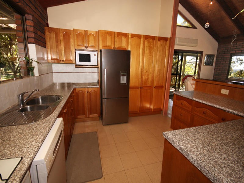 395 Upper Rosemount Road, Rosemount QLD 4560