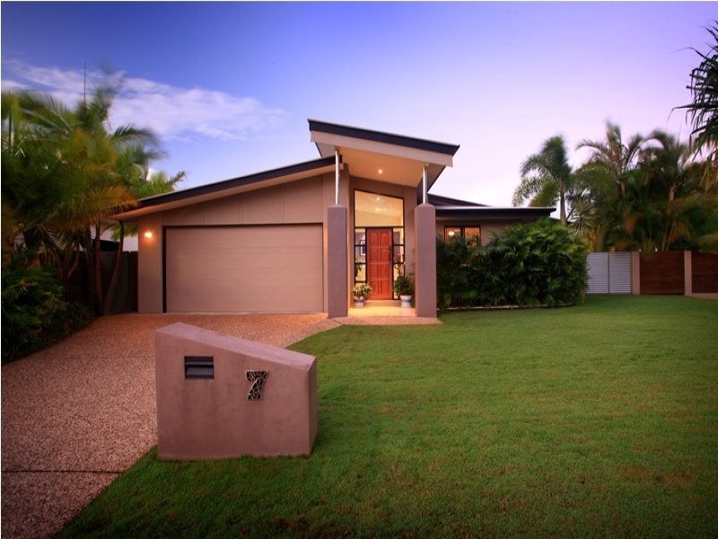 7 Brianna Close, Buderim QLD 4556