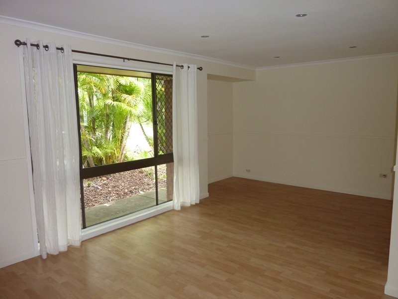 2 Karawatha Drive, Mountain Creek QLD 4557