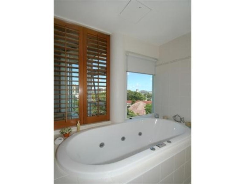 3/16 Meta Street “Oxygen”, Mooloolaba QLD 4557