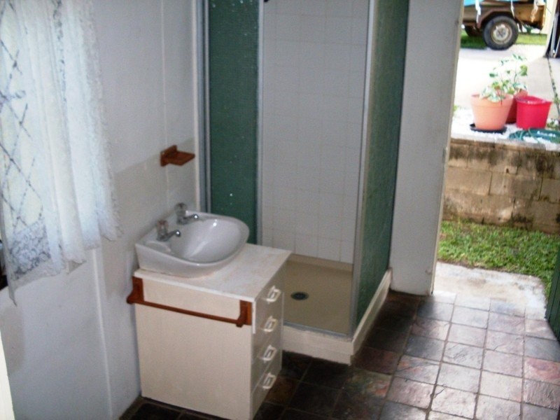 17B Bradman Avenue, Maroochydore QLD 4558