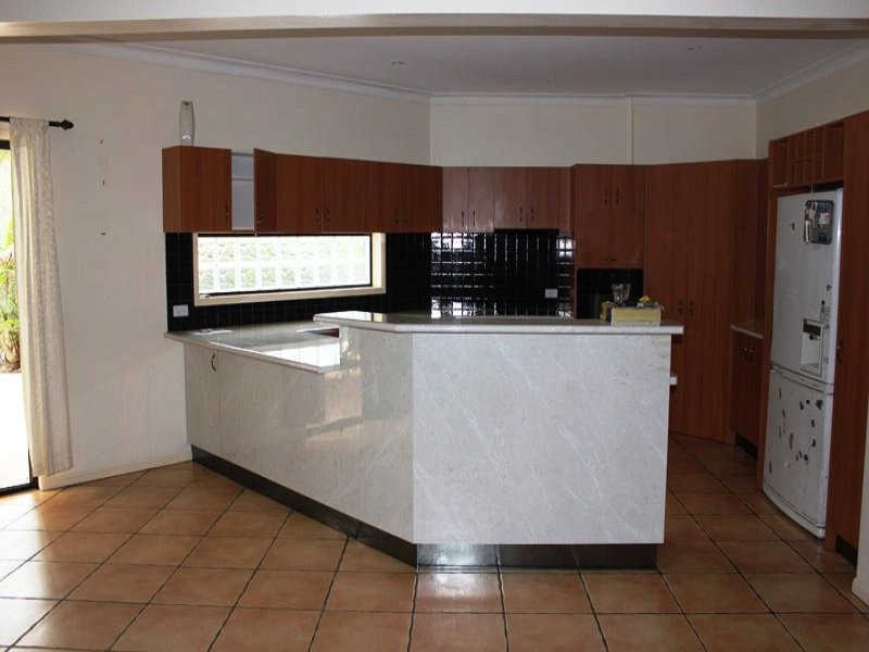 230 Broadwater Avenue West, Maroochydore QLD 4558