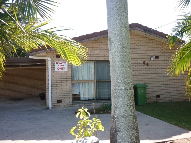 1/64 Broadsea Avenue, Maroochydore QLD 4558