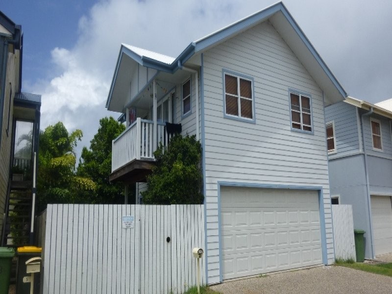 8B Seashore Street, Marcoola QLD 4564