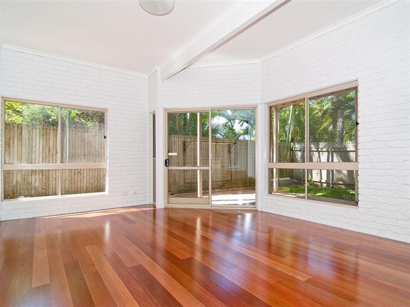 46 Yakola Parade, Alexandra Headland QLD 4572