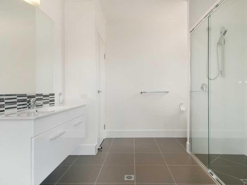 3 Peppermint Crescent, Sippy Downs QLD 4556