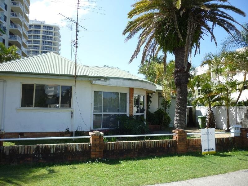 8B Kingsford Smith Parade, Maroochydore QLD 4558