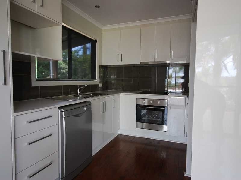 25 Palm Drive, Mooloolaba QLD 4557