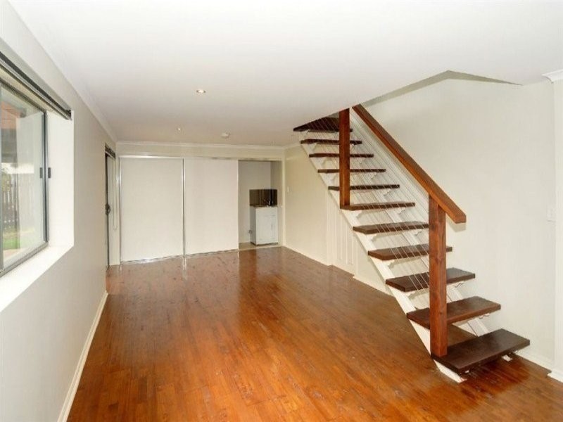 25 Palm Drive, Mooloolaba QLD 4557