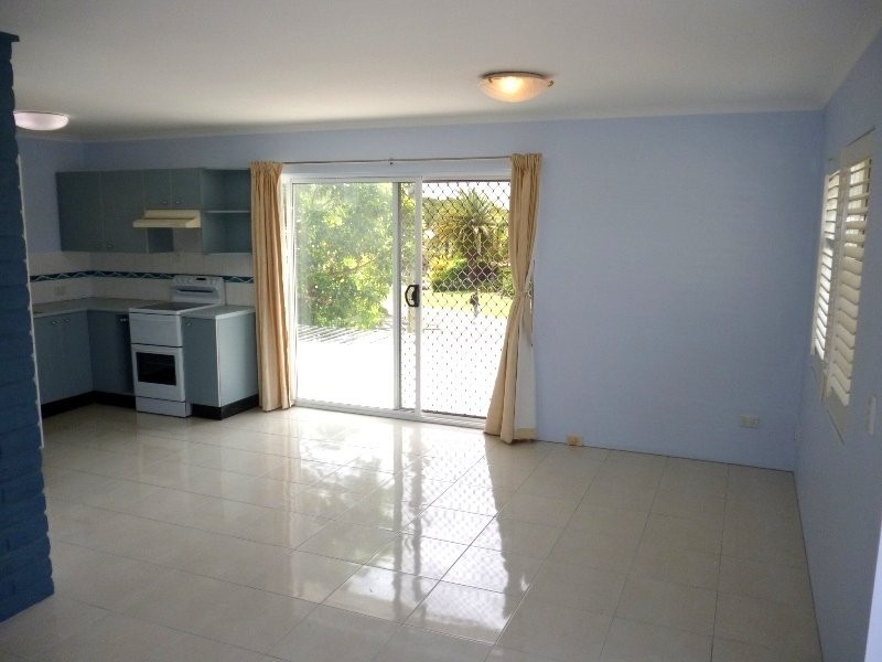8/12 Camfield Street, Alexandra Headland QLD 4572