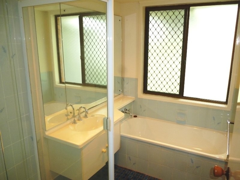 36 Elkhorn Street, Kuluin QLD 4558