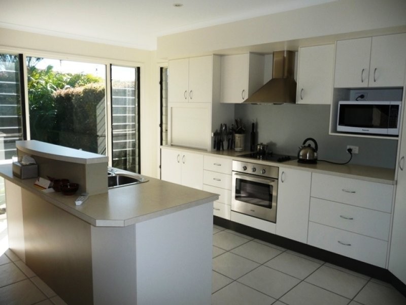 6 Windermere Way, Sippy Downs QLD 4556