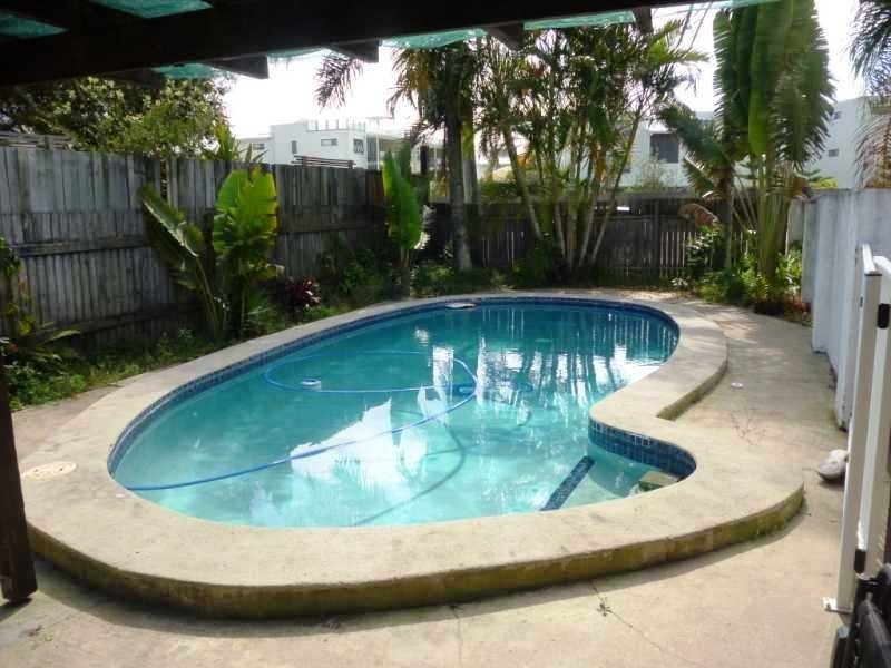 880 David Low Way, Marcoola QLD 4564