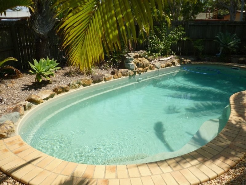 6 Fifth Avenue, Marcoola QLD 4564