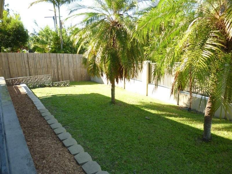 3 Palm Drive, Mooloolaba QLD 4557