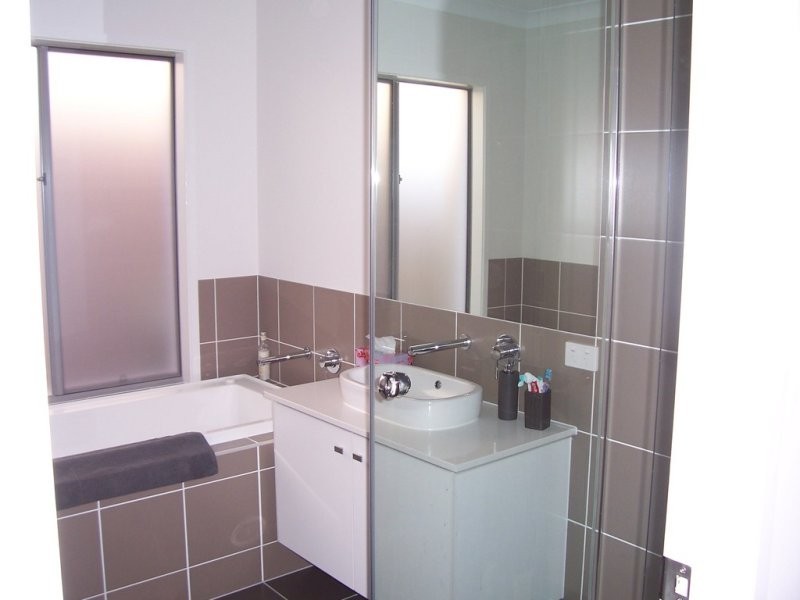 11 Riflebird Place, Mountain Creek QLD 4557