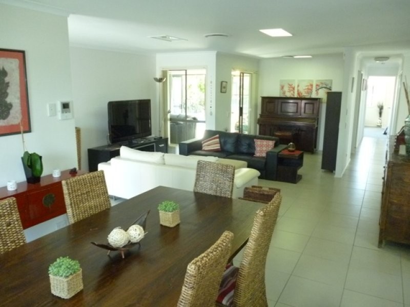 53 Buna Street, Maroochydore QLD 4558