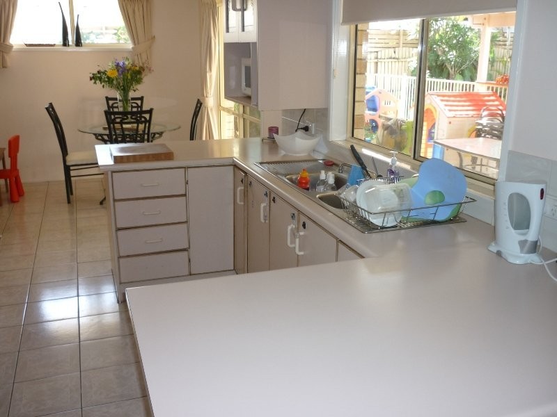 13 Marana Street, Warana QLD 4575