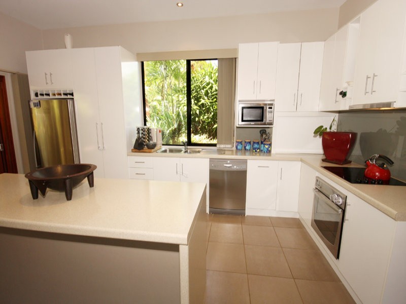 887 Old Maroochydore Road, Forest Glen QLD 4556