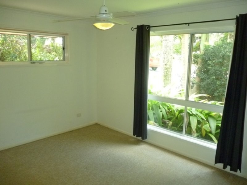 16 McCall Place, Bli Bli QLD 4560