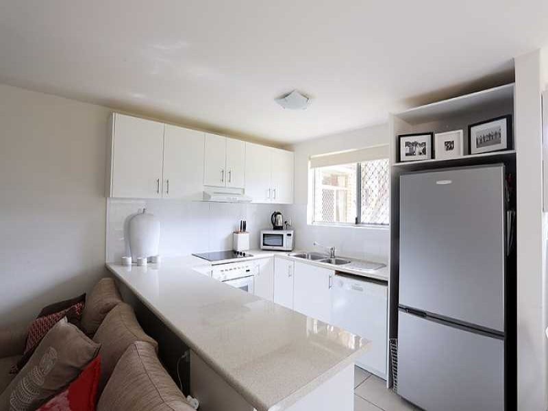 2/87 Beach Parade, Cotton Tree QLD 4558