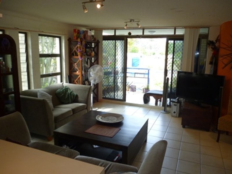 3/6-8 Alexandra Parade, Cotton Tree QLD 4558