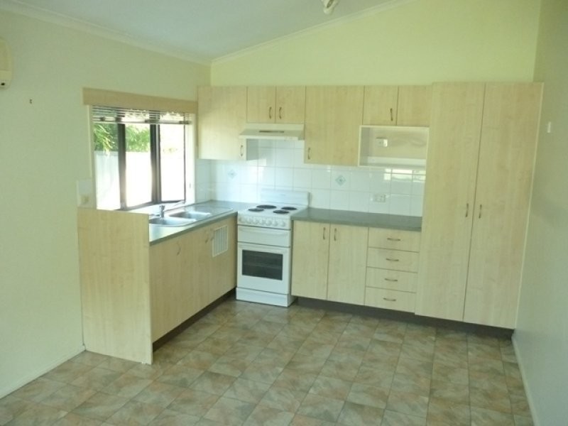 2 Cadagi Court, Kuluin QLD 4558