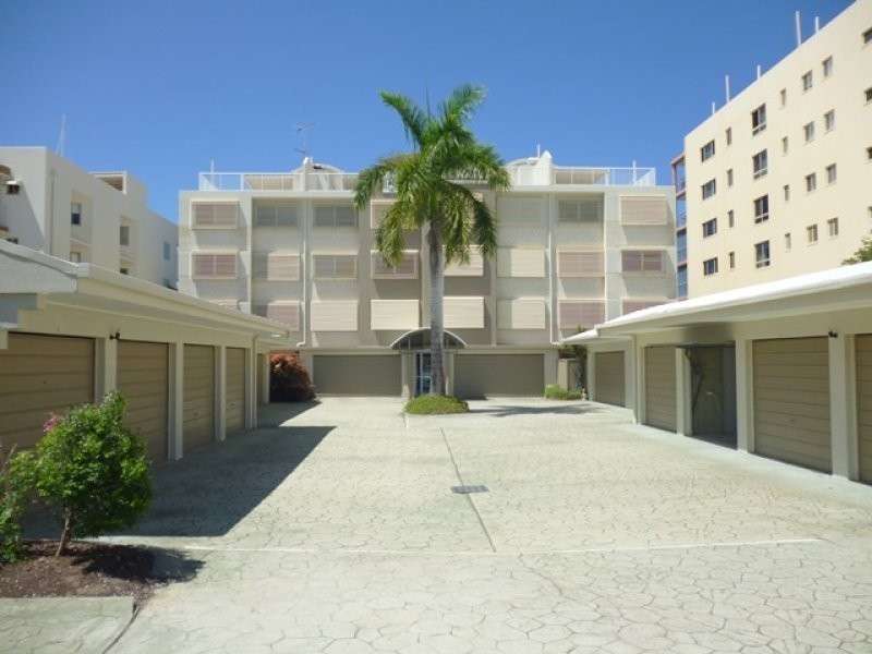 3/140 Duporth Avenue, Maroochydore QLD 4558
