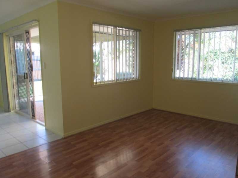 16 Franklin Place, Sippy Downs QLD 4556