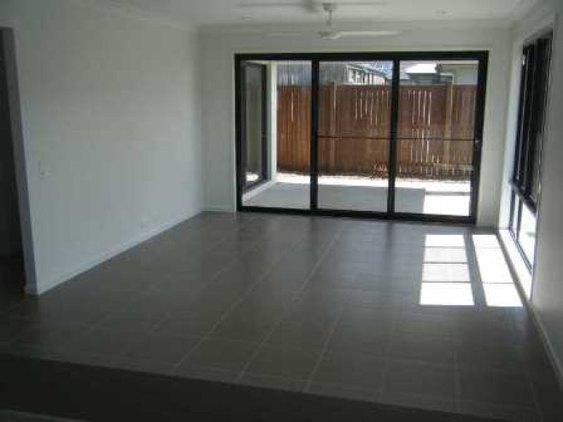 9 Barramundi Court, Mountain Creek QLD 4557