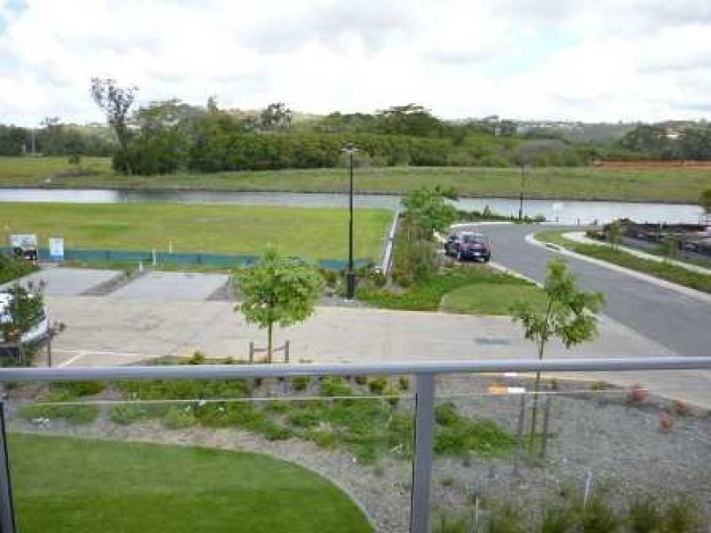 27 Almaden Lane, Maroochydore QLD 4558