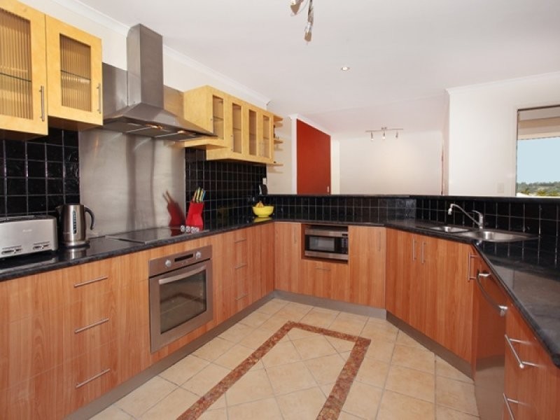 31 Albatross Ave, Nambour QLD 4560