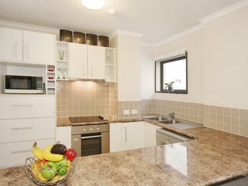 42/150 Duporth Avenue, Maroochydore QLD 4558