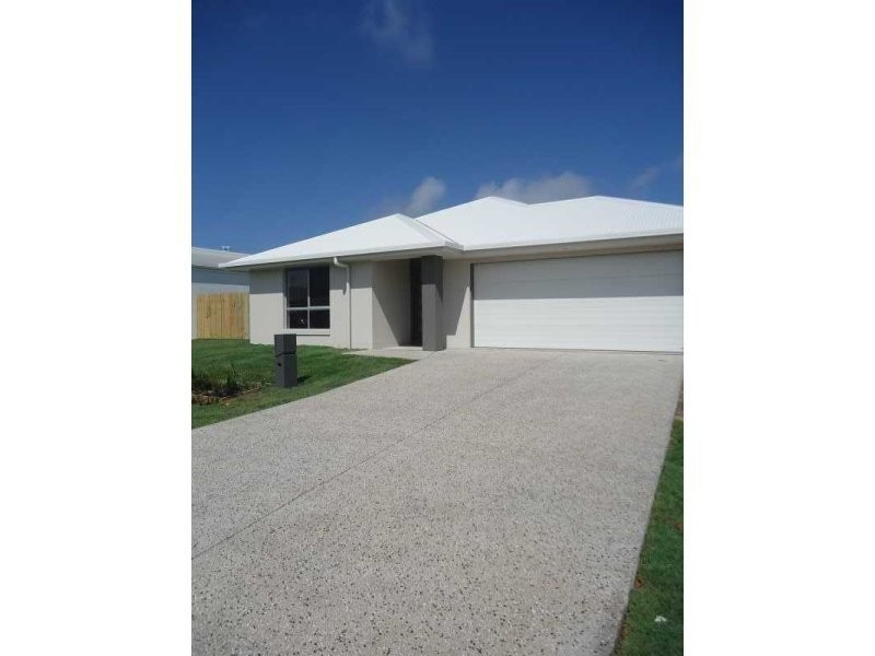 4 Brampton Crescent, Mountain Creek QLD 4557