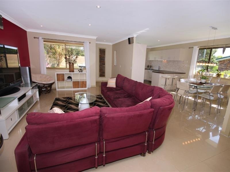 85 Cootamundra Drive, Mountain Creek QLD 4557