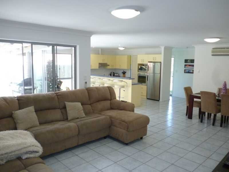 158 Buderim Avenue, Alexandra Headland QLD 4572