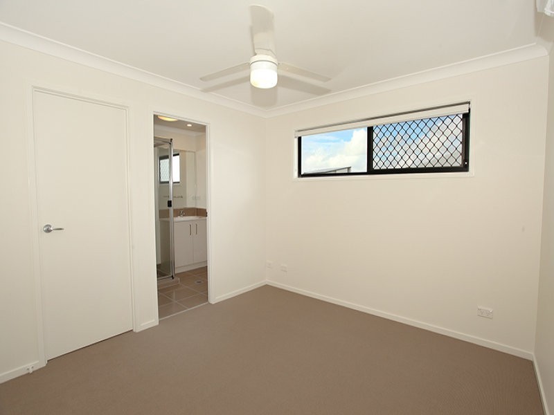 2/15 Cnr Kauri Crescent & Sundew Place, Peregian Springs QLD 4573