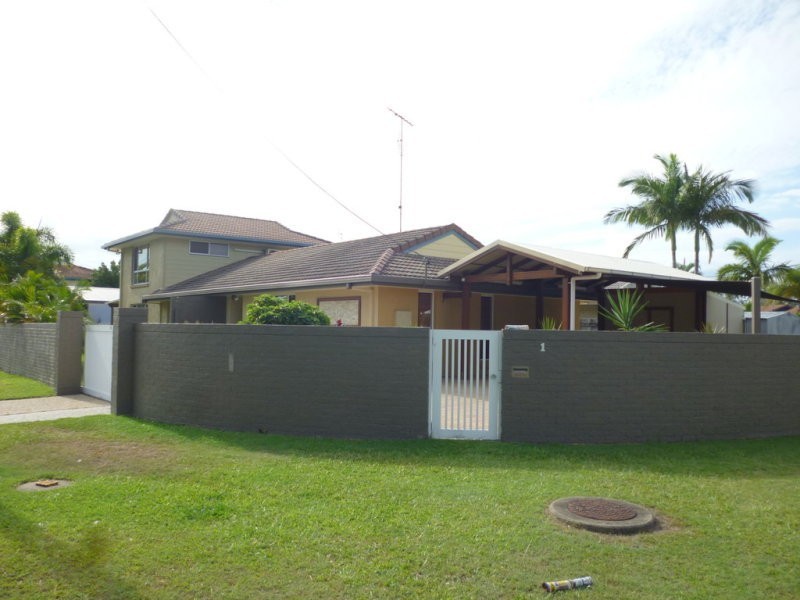 1 Ewinga Court, Mountain Creek QLD 4557